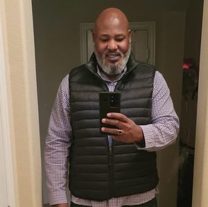 Meet your Posher, Larry